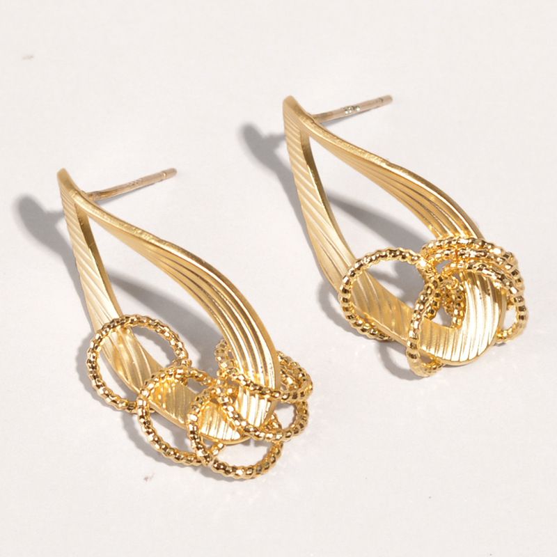 1 Pair Elegant Geometric Copper Earrings
