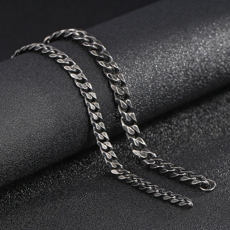 Hip-Hop Retro Geometric Solid Color Titanium Steel Plating Chain Men's Necklace