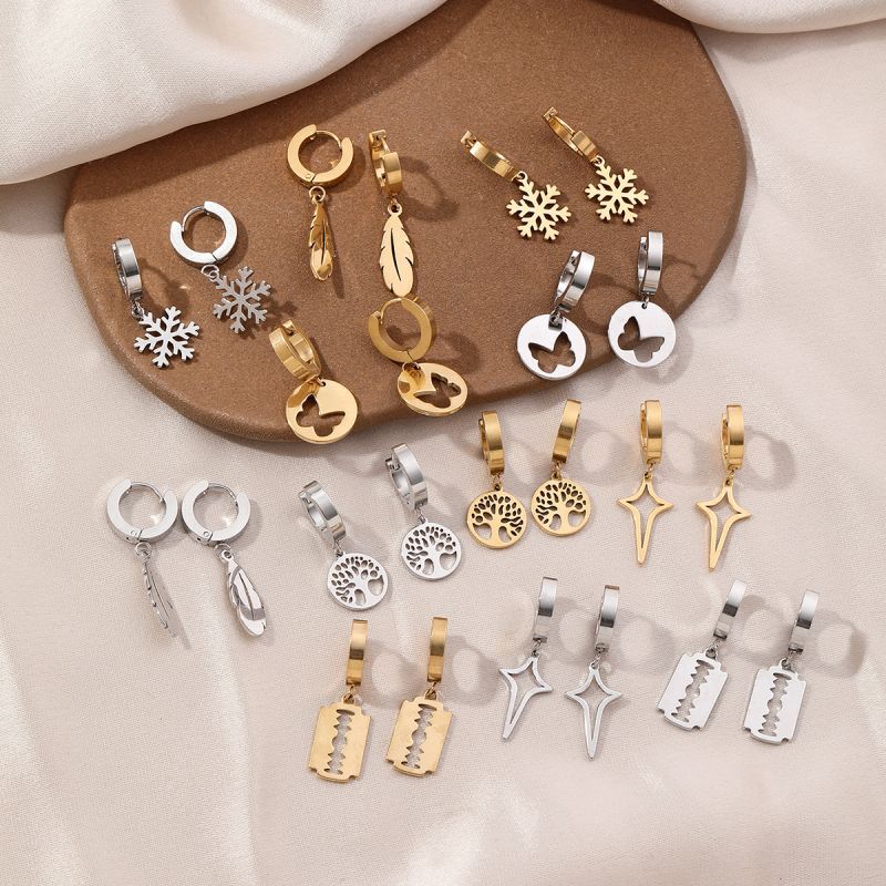 1 Pair Simple Style Classic Style Commute Feather Bow Knot Snowflake Polishing Plating Stainless Steel 18K Gold Plated Drop Earrings