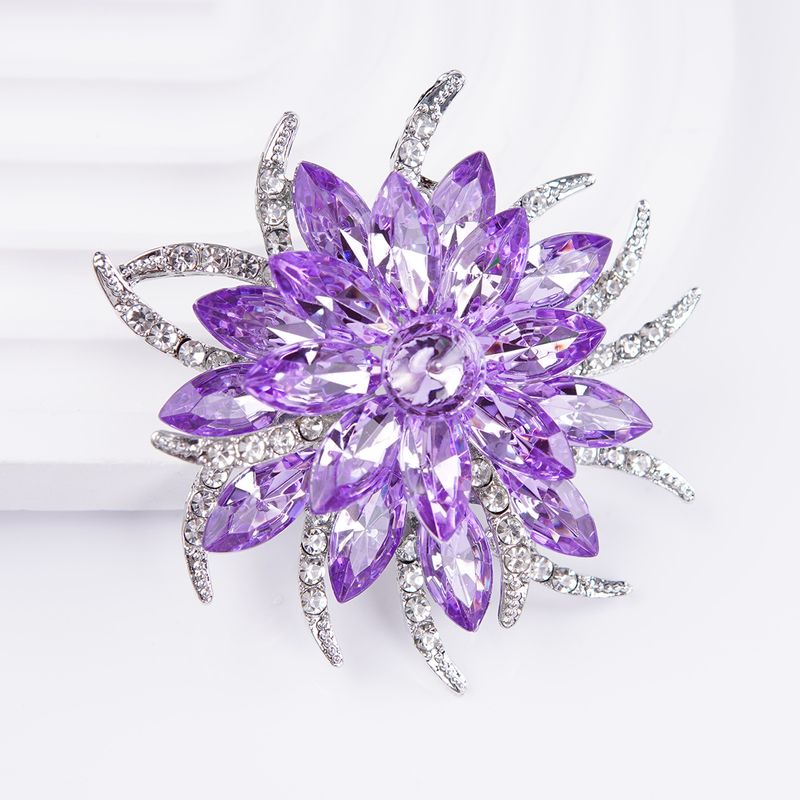 Simple Style Classic Style Flower Alloy Inlay Zircon Women's Brooches