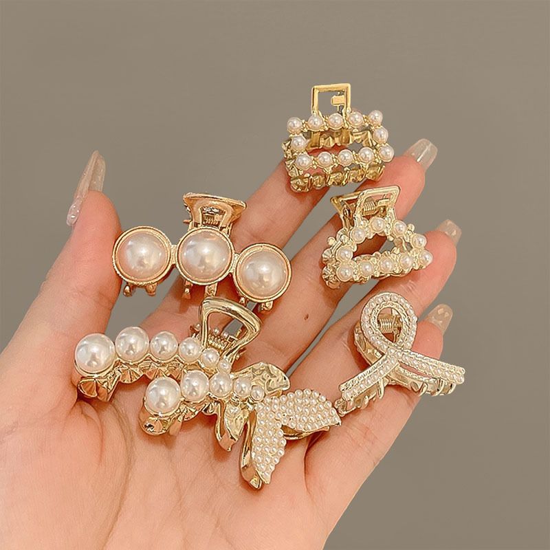 Simple Style Leaves Alloy Inlay Pearl Zircon Hair Claws