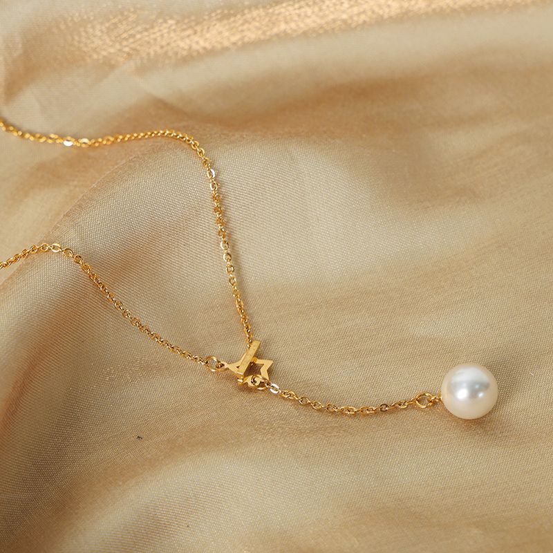 Lässig Stern Künstliche Perle Titan Stahl Überzug 18 Karat Vergoldet Halskette