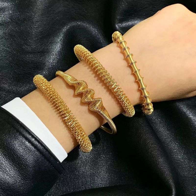 Style Vintage Couleur Unie Acier Au Titane Placage Bracelet