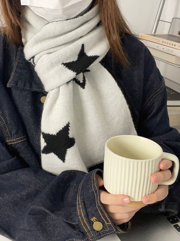 Women's Elegant Lady Star Knit Scarf