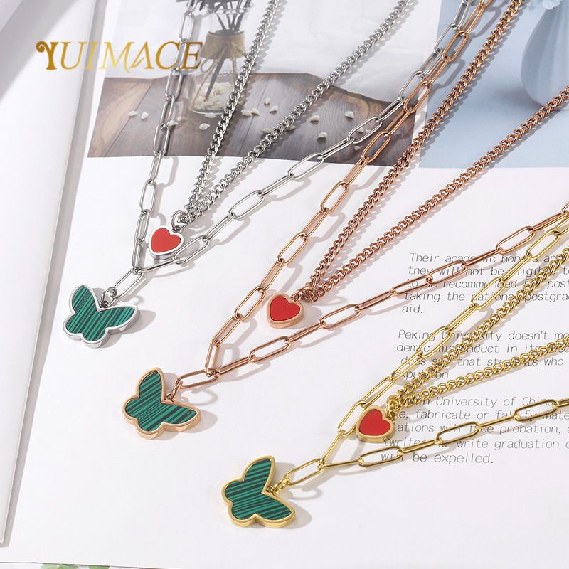 Acier Au Titane Plaqué Or 18K Dame Vêtement De Rue Placage Forme De Cœur Papillon Collier En Couches