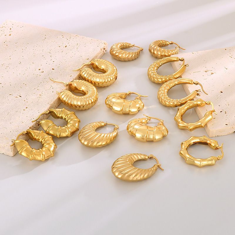 1 Pair Retro Roman Style U Shape Geometric Plating Titanium Steel 18K Gold Plated Earrings