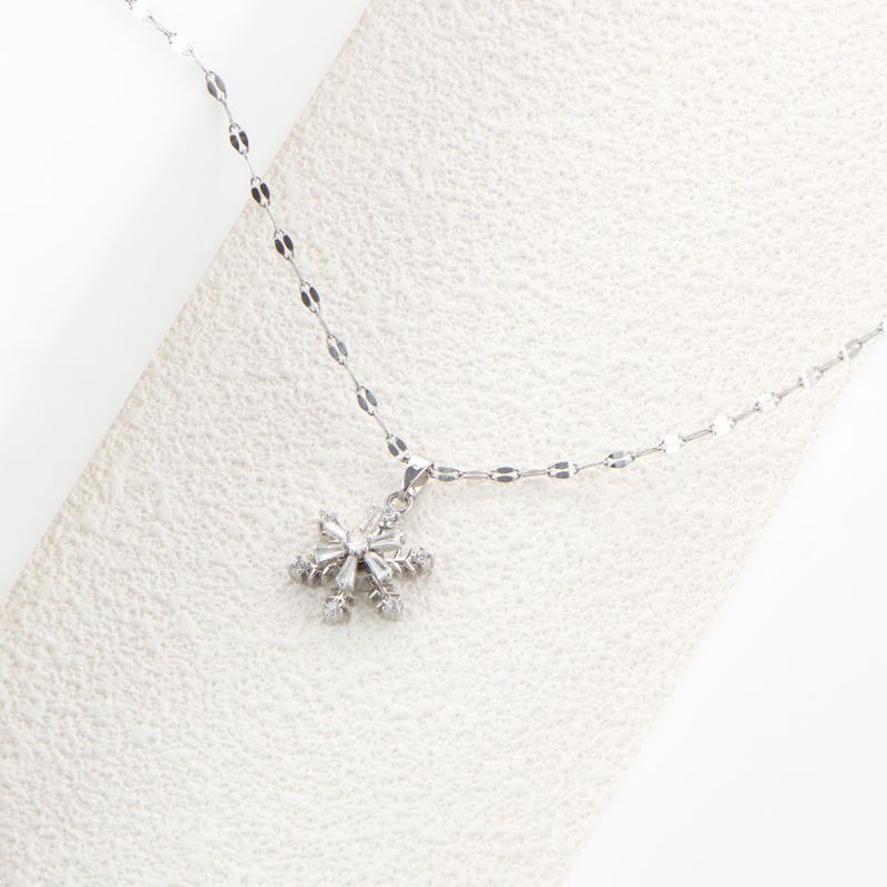 Simple Style Snowflake Stainless Steel Plating Inlay Zircon Pendant Necklace