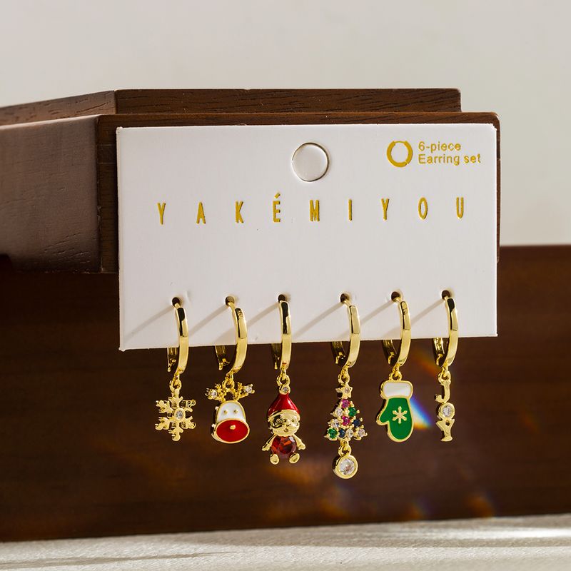Simple Style Shiny Christmas Tree Santa Claus Bell Copper 14k Gold Plated Zircon Drop Earrings In Bulk