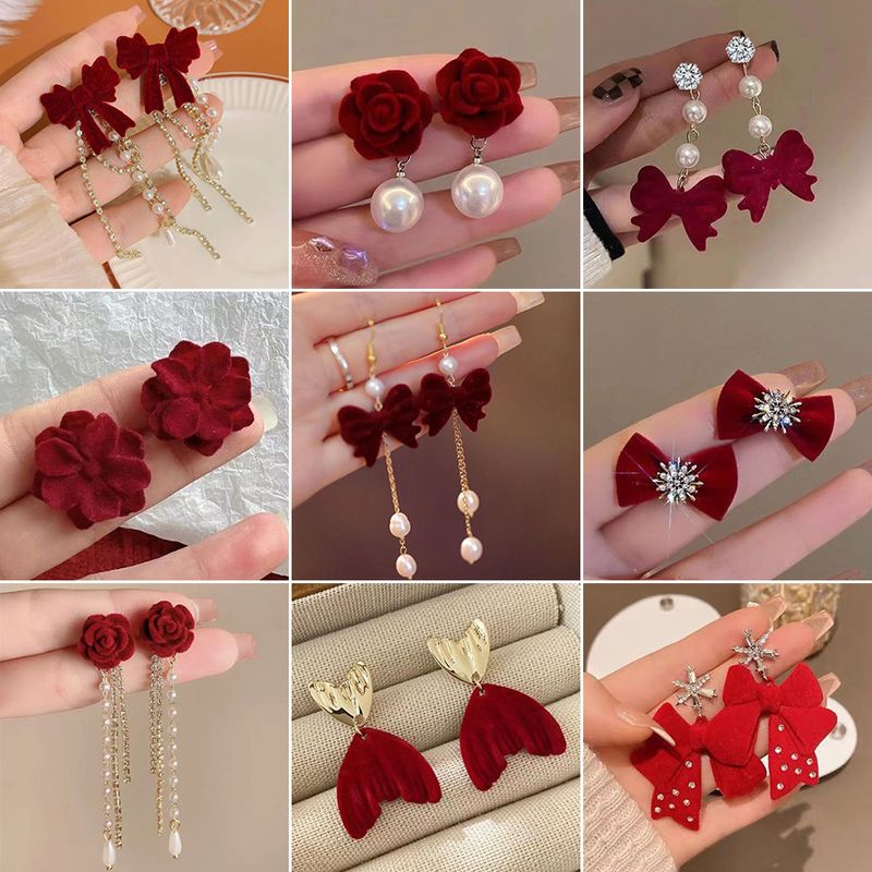 1 Pair Simple Style Classic Style Flower Inlay Flocking Rhinestones Pearl Drop Earrings