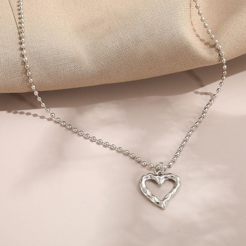 Simple Style Heart Shape Alloy Plating Women's Pendant Necklace