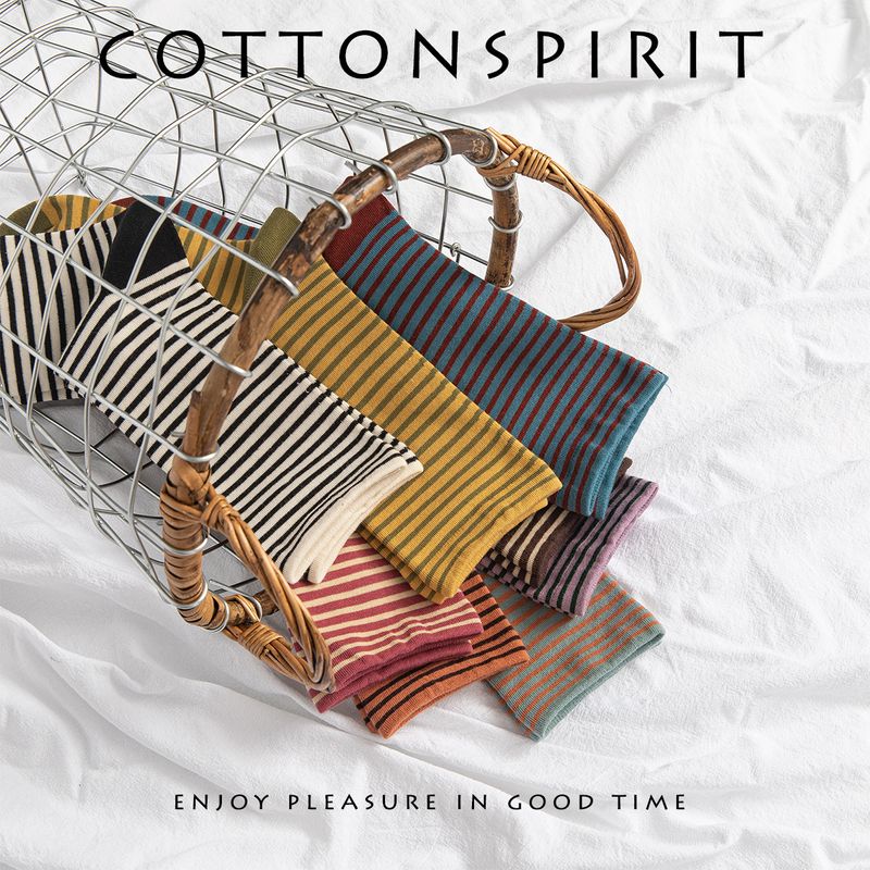 Women's Simple Style Color Block Stripe Cotton Crew Socks A Pair