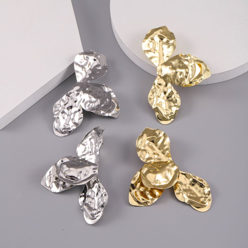 1 Pair Simple Style Classic Style Flower Plating Alloy Silver Plated Ear Studs
