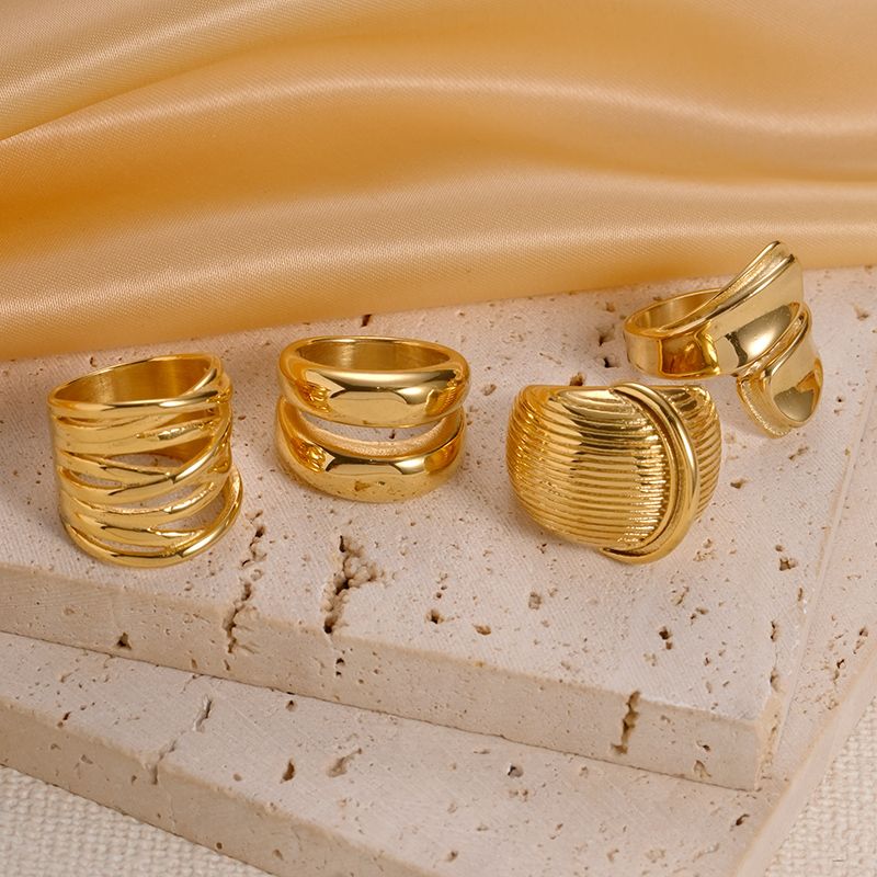 Edelstahl 304 14 Karat Vergoldet Moderner Stil Einfacher Stil Klassischer Stil Überzug Einfarbig Ringe
