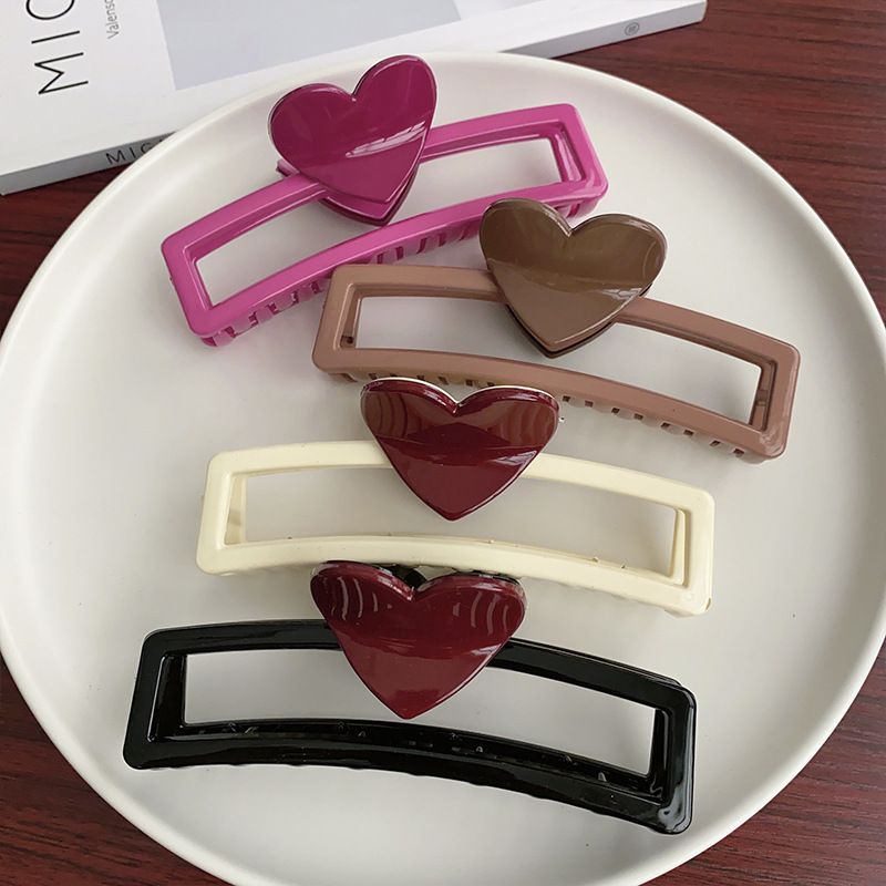 Simple Style Heart Shape Plastic Resin Hollow Out Hair Claws
