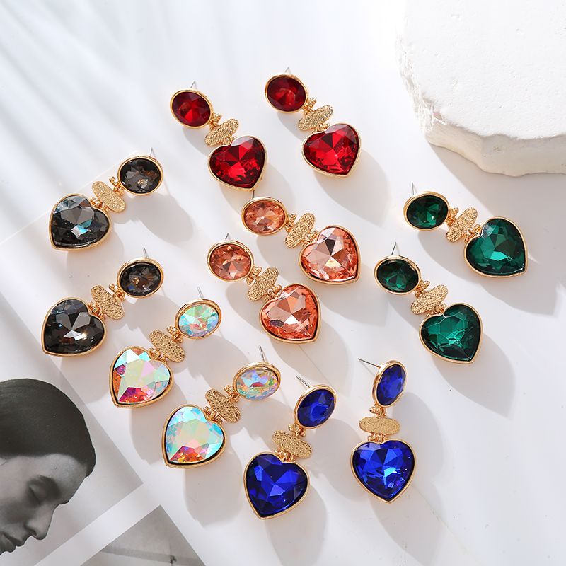 1 Pair Retro Round Heart Shape Inlay Alloy Glass Drill Drop Earrings