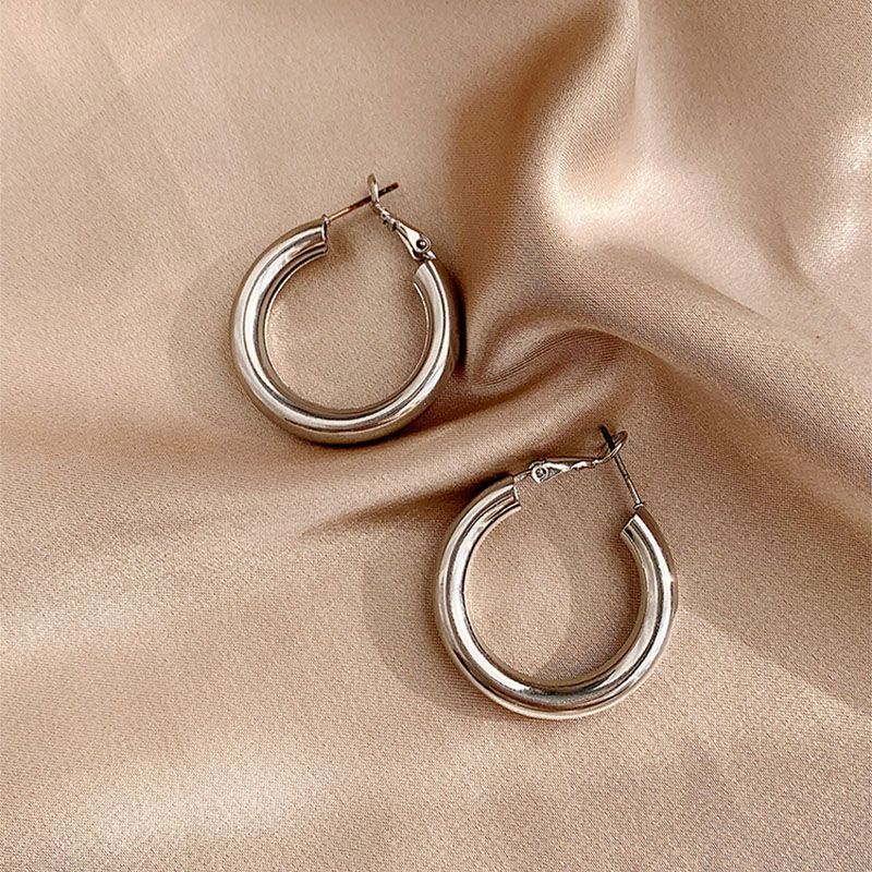 1 Pair Simple Style Solid Color Plating Alloy White Gold Plated Earrings