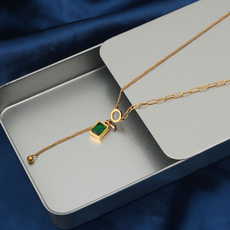 Simple Style Solid Color Stainless Steel Plating Inlay Rhinestones 18k Gold Plated Pendant Necklace