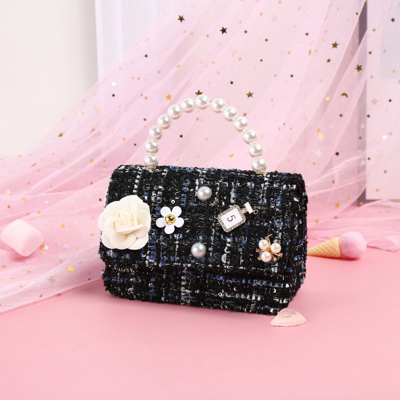 Girl's Plush Flower Streetwear Pearls Square Flip Cover Handbag