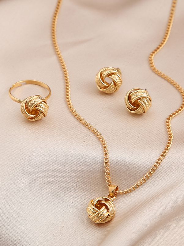Elegant Strassenmode Einfarbig Weißgold Plattiert Vergoldet Kupfer Großhandel Ringe Ohrringe Halskette