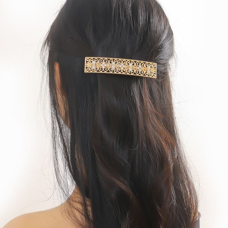 Retro Geometric Solid Color Alloy Plating Hair Clip