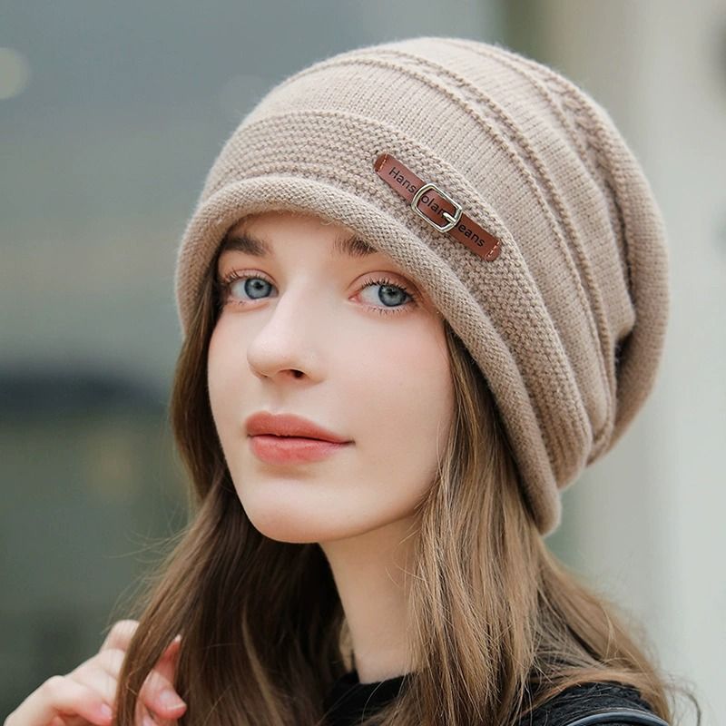 Women's Elegant Lady Simple Style Solid Color Eaveless Wool Cap