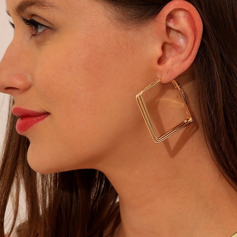 Wholesale Jewelry Vintage Style Geometric Solid Color Metal Plating Hoop Earrings