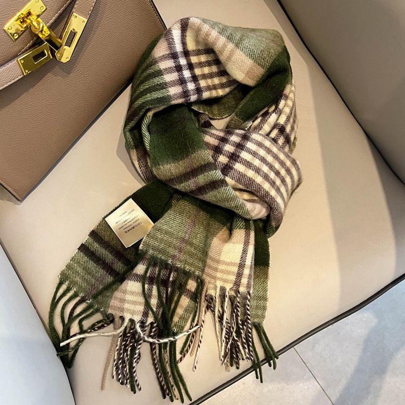 Women's Vintage Style Plaid Fleece Scarf