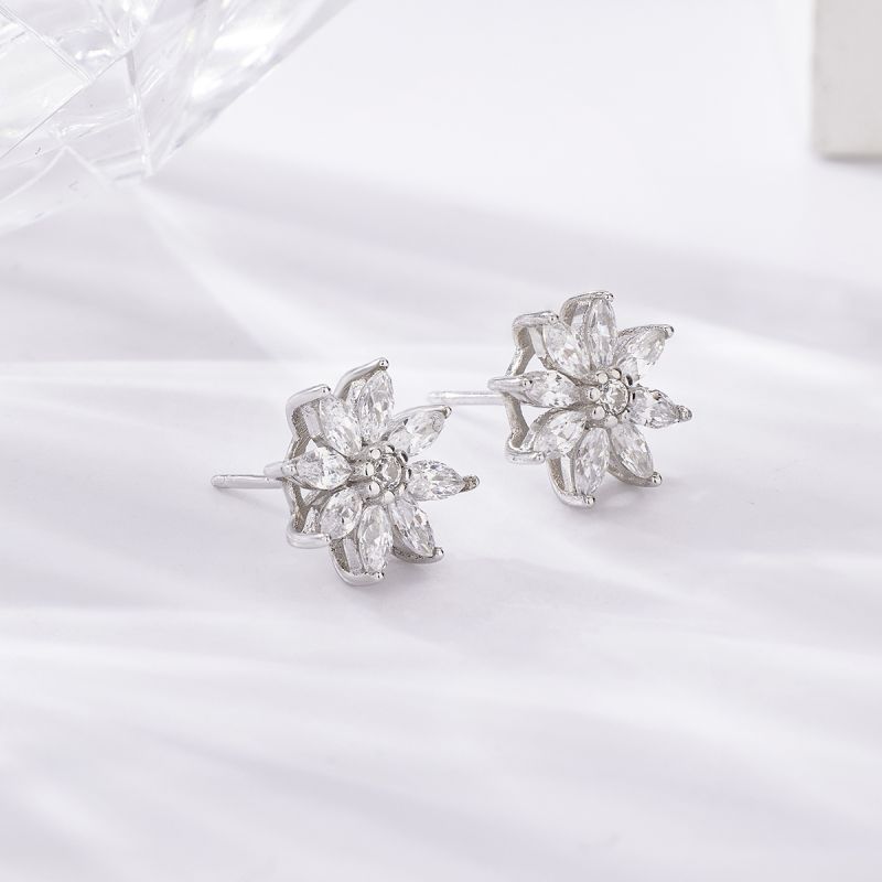 1 Pair Sweet Shiny Petal Plating Inlay Sterling Silver Zircon Silver Plated Ear Studs