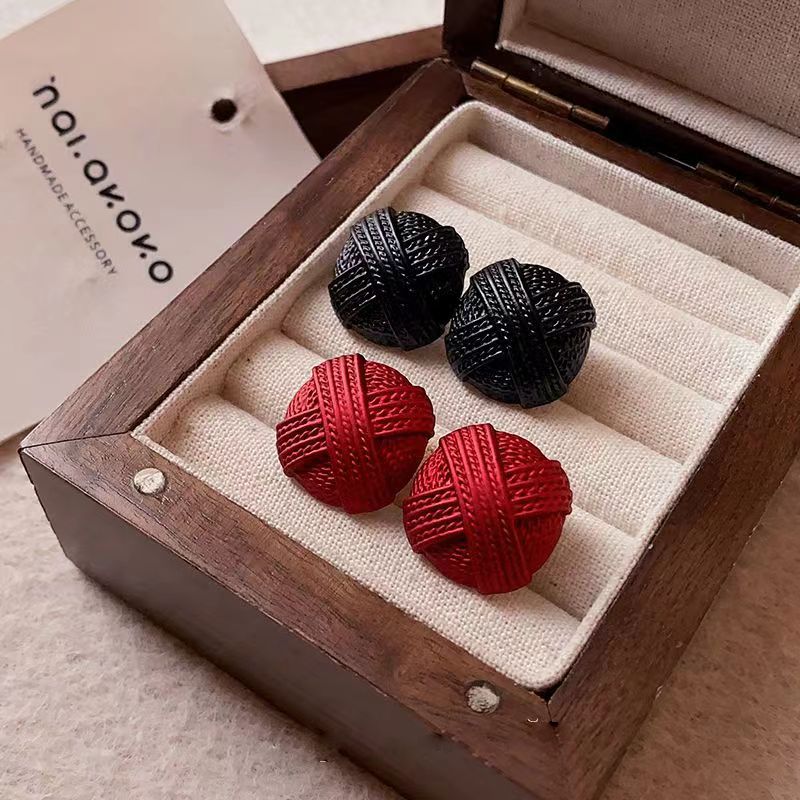 1 Pair Simple Style Square Solid Color Stoving Varnish Plating Alloy Gold Plated Silver Plated Ear Studs