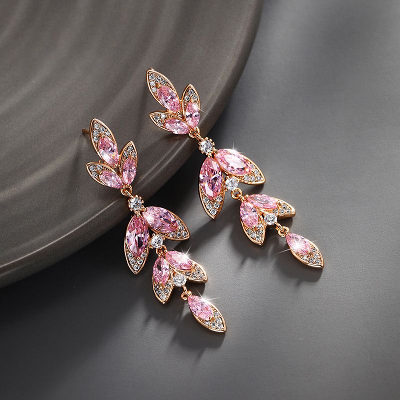 1 Pair Elegant Xuping Sweet Flower Plating Inlay Alloy Artificial Gemstones 18k Gold Plated Drop Earrings