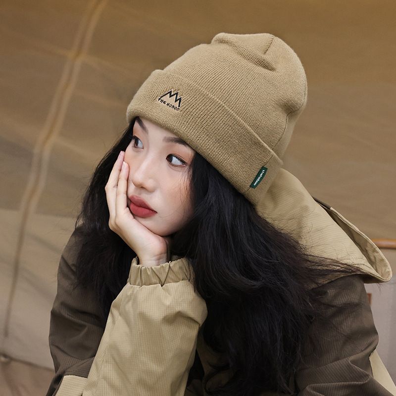 Unisex Simple Style Letter Embroidery Eaveless Wool Cap