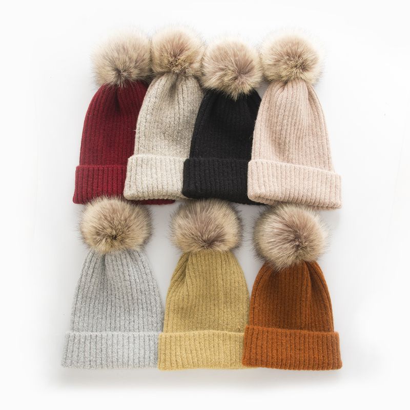 Women's Basic Solid Color Pom Poms Eaveless Wool Cap