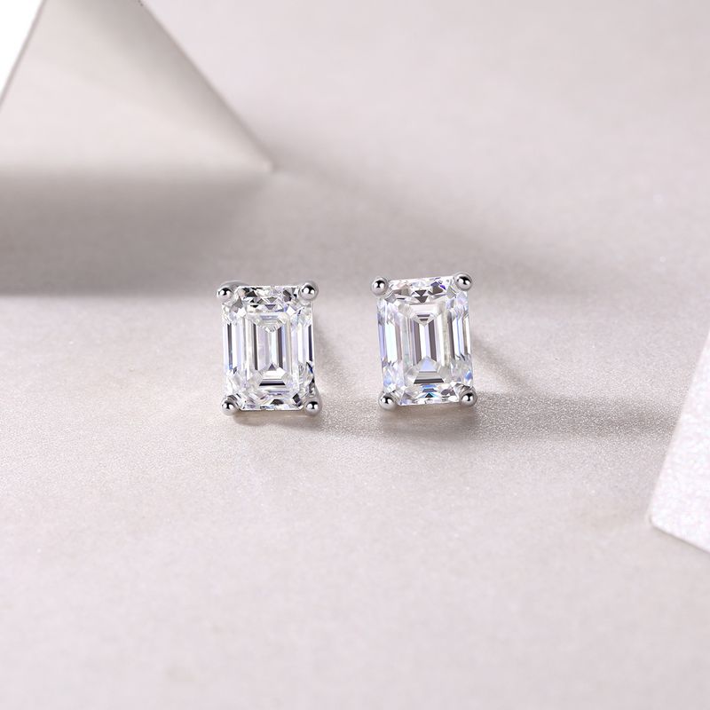 Simple Style Solid Color Sterling Silver Inlay Moissanite Ear Studs