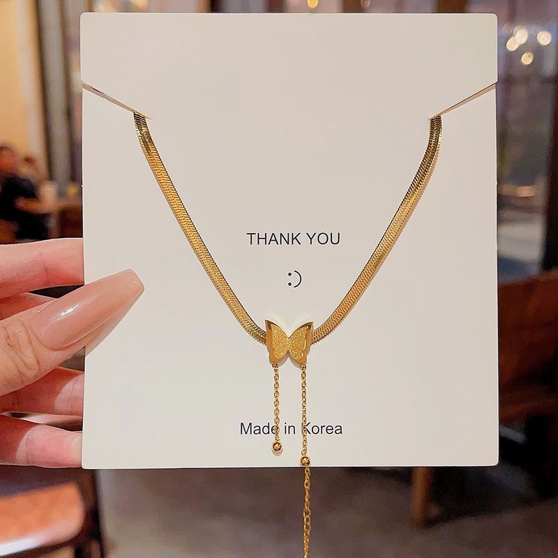 Großhandel Einfacher Stil Pendeln Schmetterling Titan Stahl Überzug Vergoldet Halskette