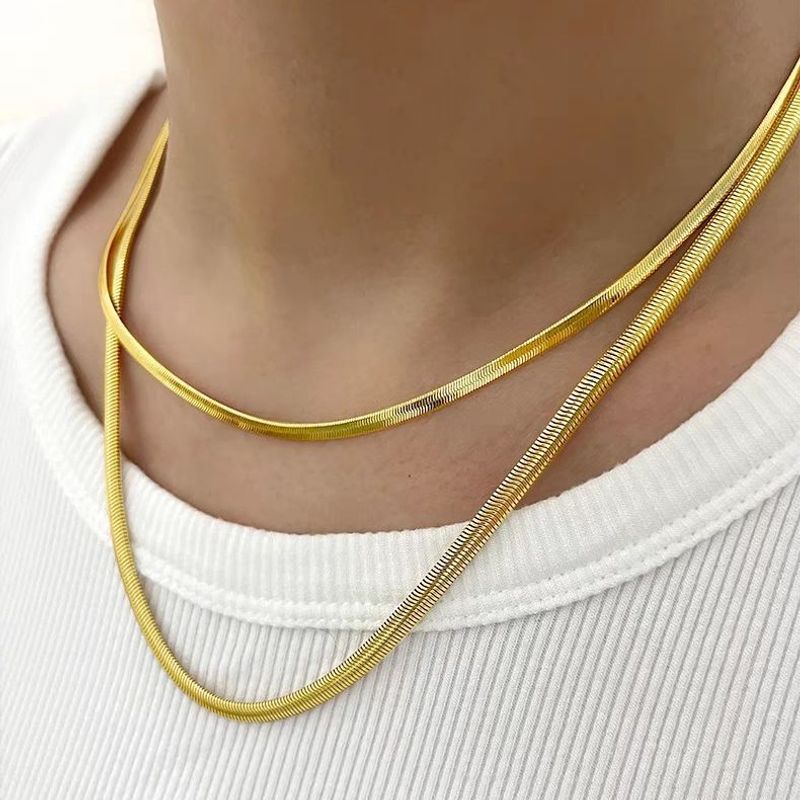 Vintage-stil U-form Einfarbig Titan Stahl Überzug Halskette
