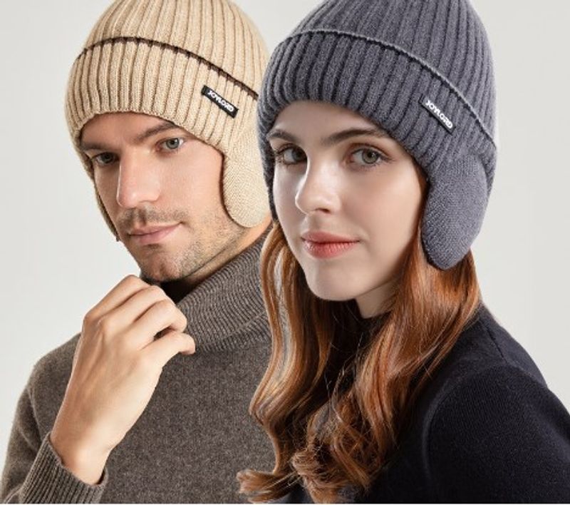 Unisex Basic Simple Style Solid Color Ear Warap Wool Cap