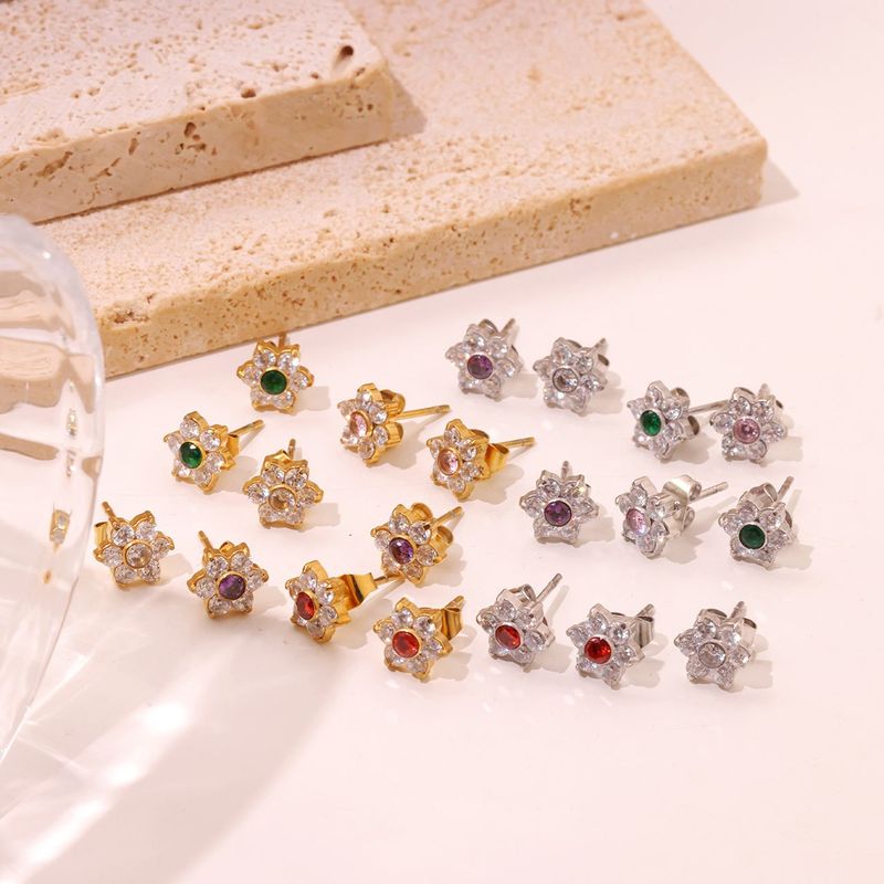 1 Paire Sucré Style Simple Fleur Placage Incruster Acier Inoxydable Zircon Or Blanc Plaqué Plaqué Or Boucles D'oreilles