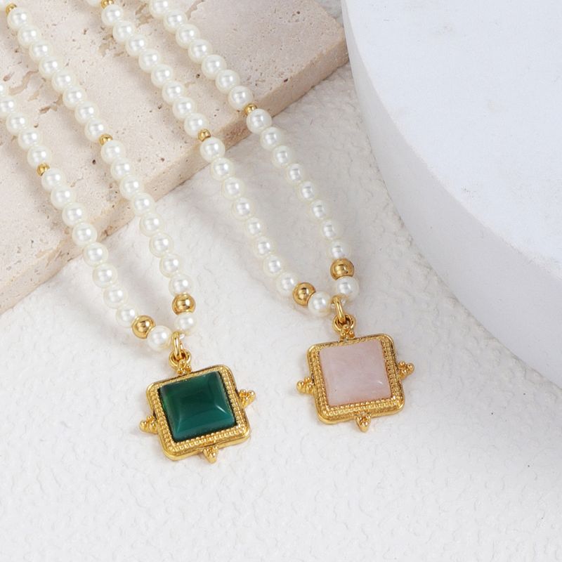 Cute Simple Style Square Alloy Beaded Plating Inlay Malachite Crystal 18k Gold Plated Women's Pendant Necklace