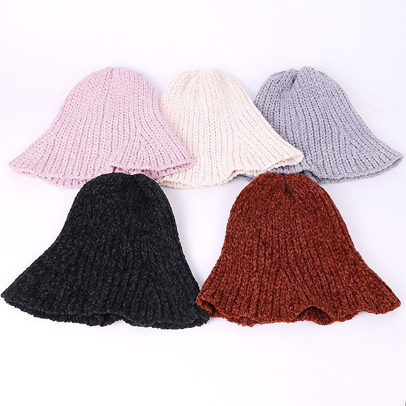 Women's Korean Style Solid Color Side Of Fungus Wool Cap