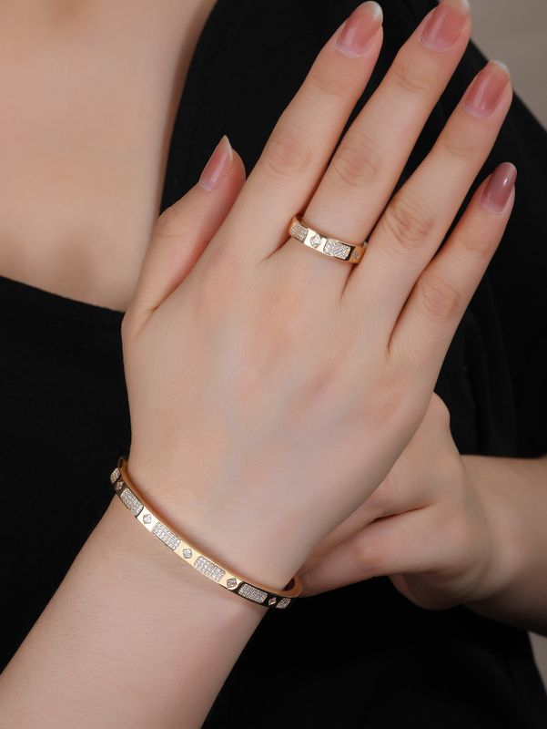 Einfacher Stil Geometrisch Kupfer 18 Karat Vergoldet Zirkon Ringe Armbänder In Masse