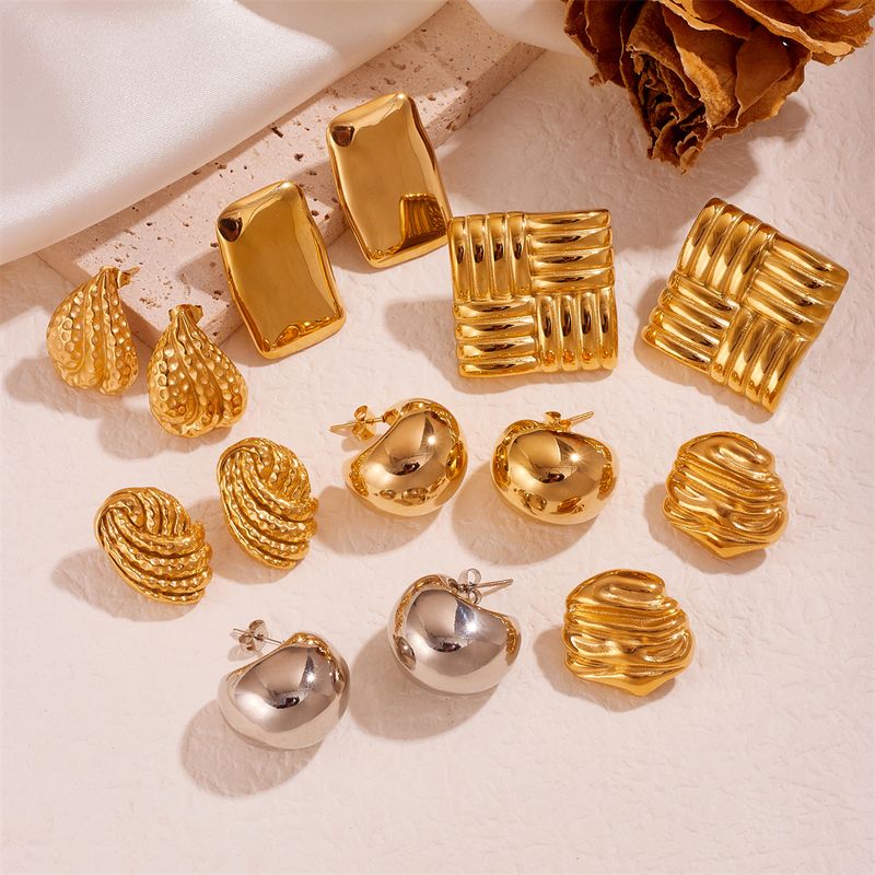 1 Pair Vintage Style Simple Style Solid Color Stainless Steel 18K Gold Plated Ear Studs