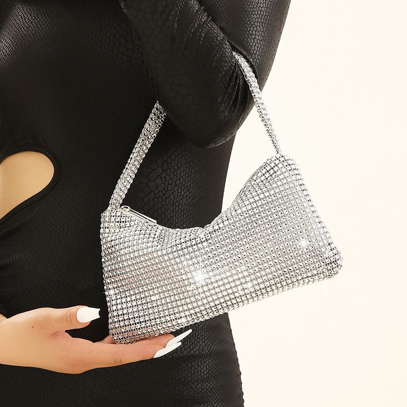 Women's Plastic Solid Color Classic Style Square Zipper Shoulder Bag