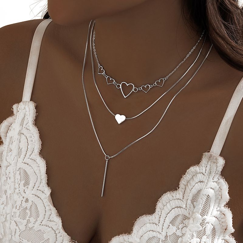 Retro Einfacher Stil Klassischer Stil Irregulär Geometrisch Herzform Legierung Kupfer Großhandel Geschichtete Halskette
