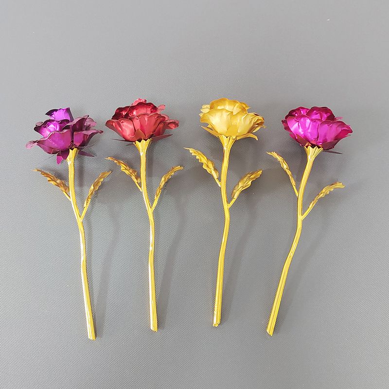 Valentinstag Klassischer Stil Blume Kunststoff Festival Dekorative Requisiten