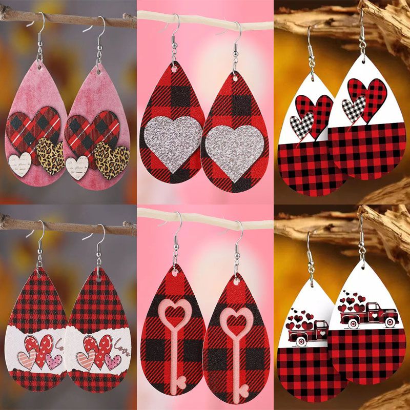 1 Pair French Style Romantic Plaid Water Droplets Heart Shape Pu Leather Drop Earrings