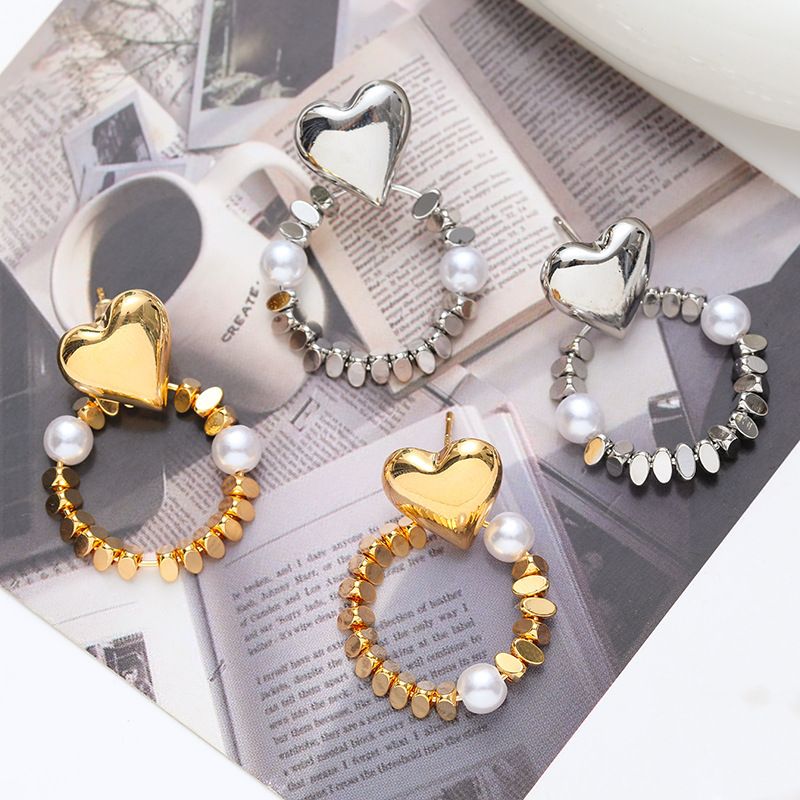 1 Pair Elegant Classic Style Streetwear Geometric Heart Shape Copper Drop Earrings