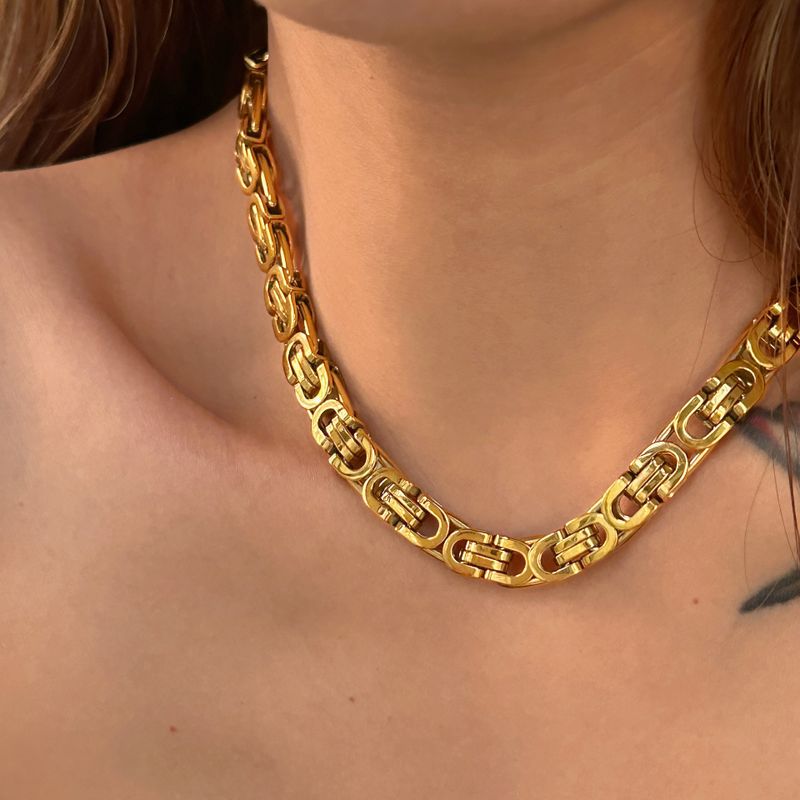 Retro Einfarbig Titan Stahl Überzug 18 Karat Vergoldet Halskette