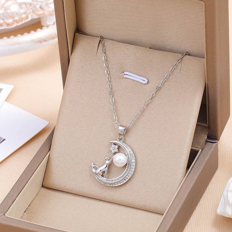 Simple Style Star Moon Cat Alloy Copper Plating Inlay Rhinestones White Gold Plated Women's Pendant Necklace