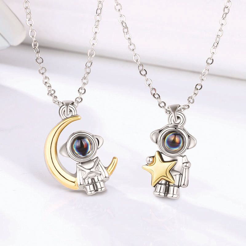 Cute Streetwear Astronaut Star Moon Alloy Plating Valentine's Day Couple Pendant Necklace