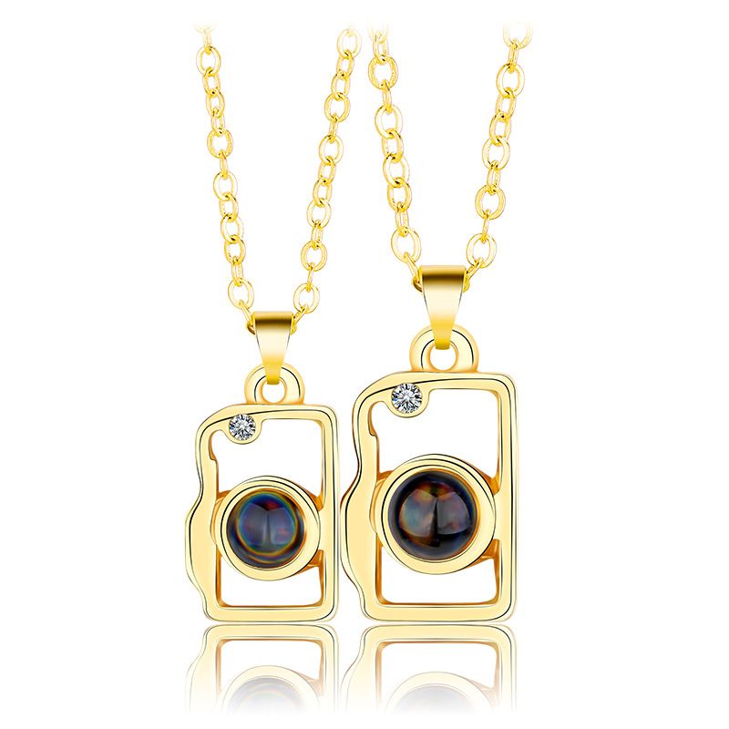 Simple Style Streetwear Camera Alloy Plating Valentine's Day Couple Pendant Necklace